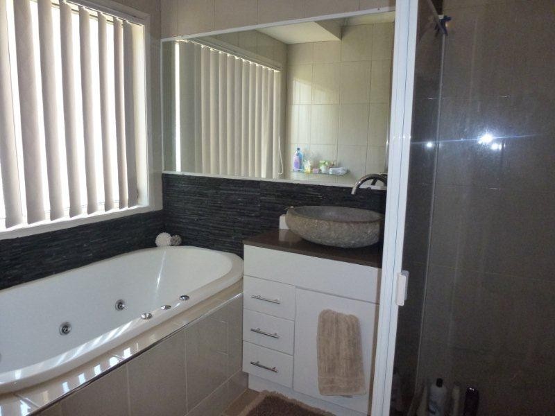 159 Illoura Place, Cooroibah QLD 4565