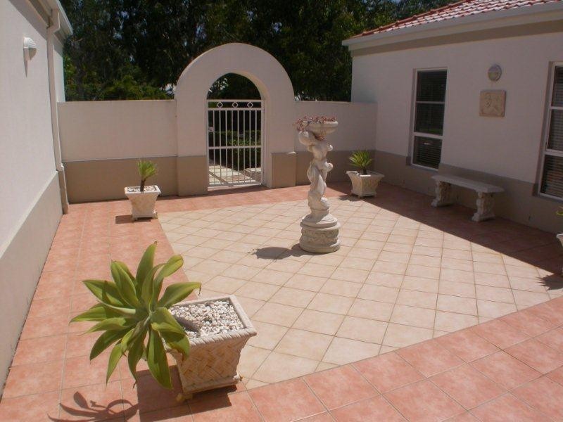 7 Habitat Place, Noosa Heads QLD 4567