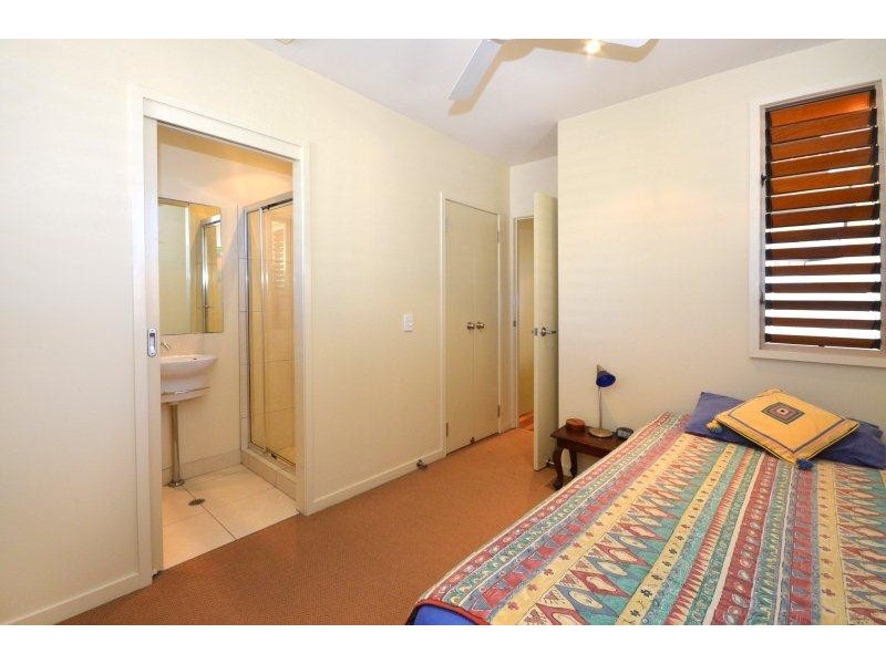 4/265 “Bora Blue” Weyba Road, Noosaville QLD 4566