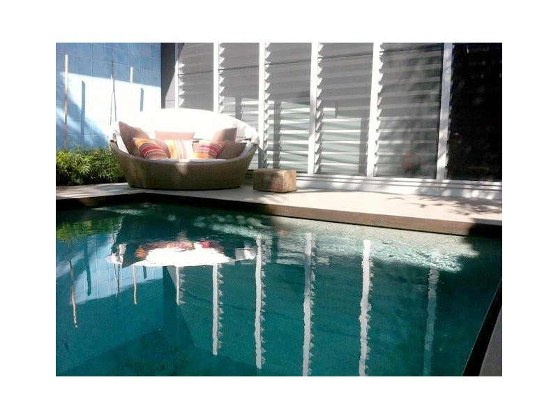 24 Waterside Court, Noosa Waters QLD 4566