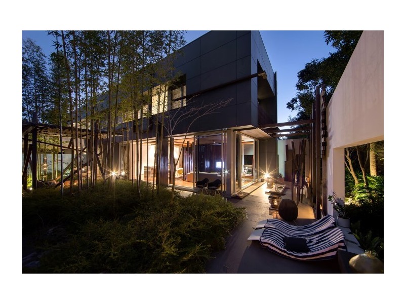 24 Waterside Court, Noosa Waters QLD 4566