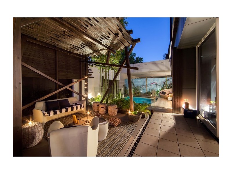 24 Waterside Court, Noosa Waters QLD 4566