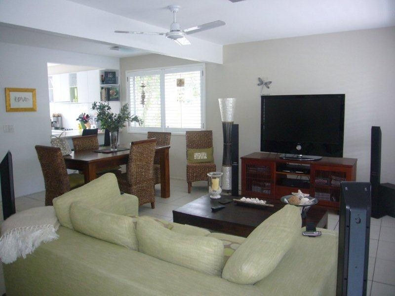 2/6 Woorookool Place, Noosaville QLD 4566