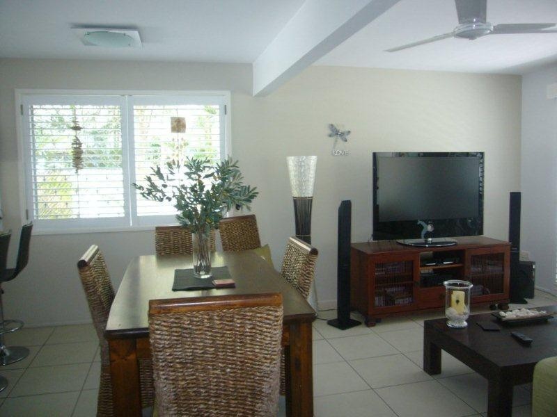 2/6 Woorookool Place, Noosaville QLD 4566