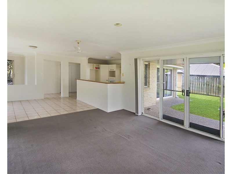 5 Raven Way, Noosaville QLD 4566