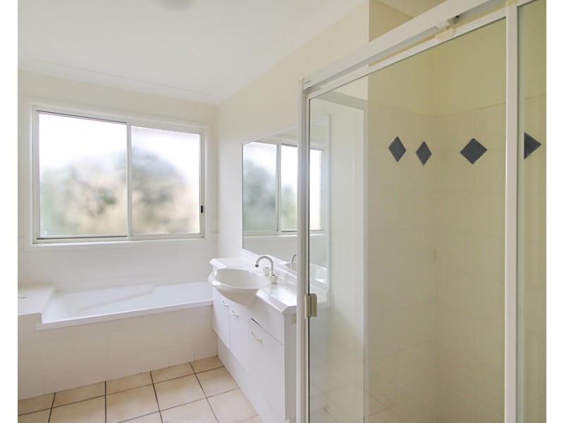 5 Raven Way, Noosaville QLD 4566