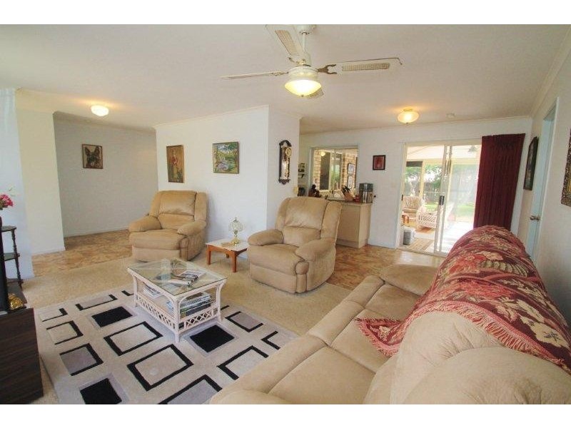 102 St Andrews Drive, Tewantin QLD 4565