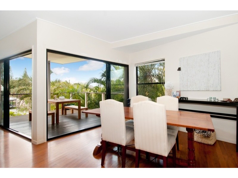 1/1 Orient Drive, Sunrise Beach QLD 4567