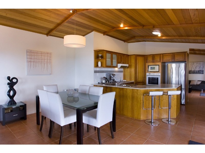 33 Netherby Rise, Sunrise Beach QLD 4567