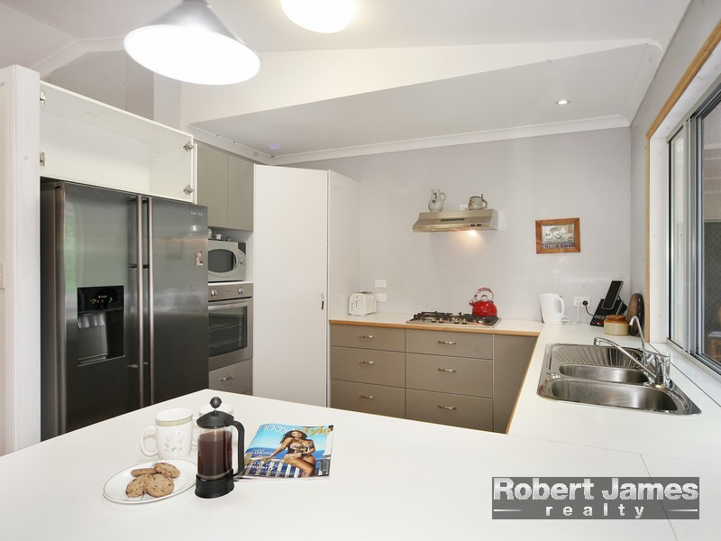 10 Gidgee Court, Doonan QLD 4562