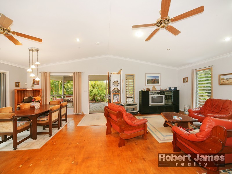 10 Gidgee Court, Doonan QLD 4562
