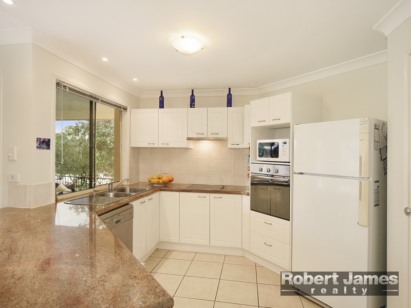 43 Kensington Drive, Cooroy QLD 4563
