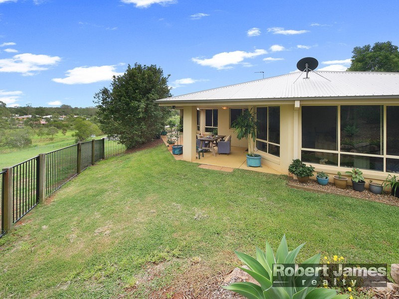 43 Kensington Drive, Cooroy QLD 4563
