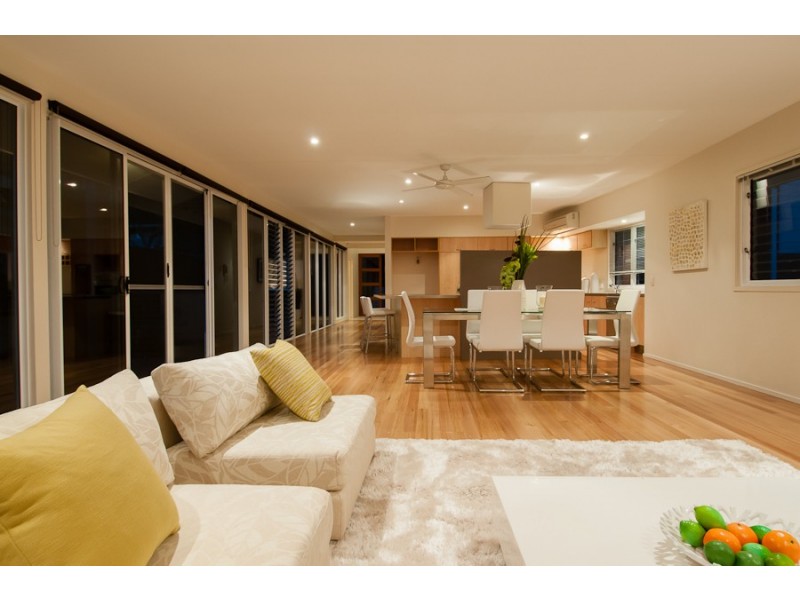 16 The Quarterdeck, Noosa Heads QLD 4567