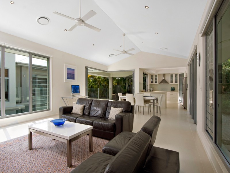 4 Aspera Place, Noosaville QLD 4566