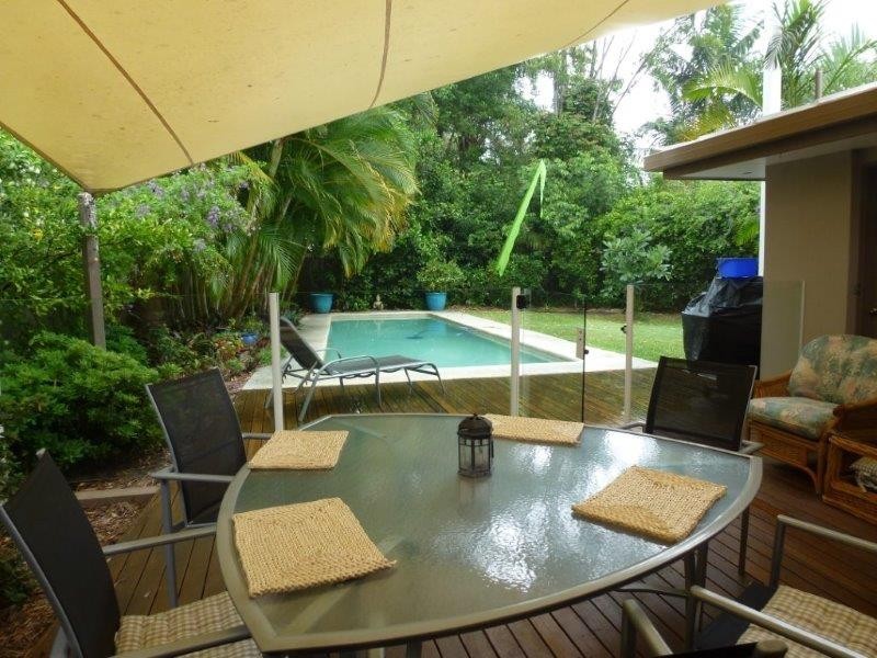 4 Sunset Drive, Noosa Heads QLD 4567