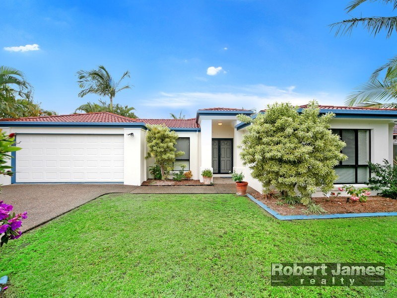 77 Outlook Drive, Tewantin QLD 4565