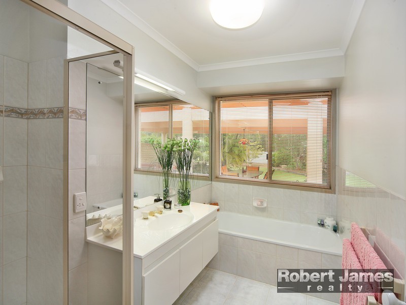 112 Redwood Road, Doonan QLD 4562