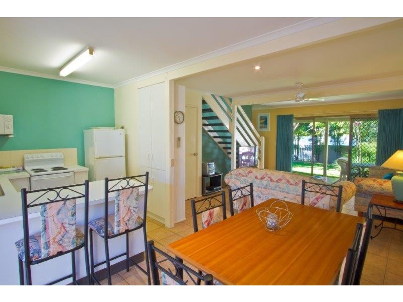 U8 Nautilus 124 Noosa Parade, Noosaville QLD 4566