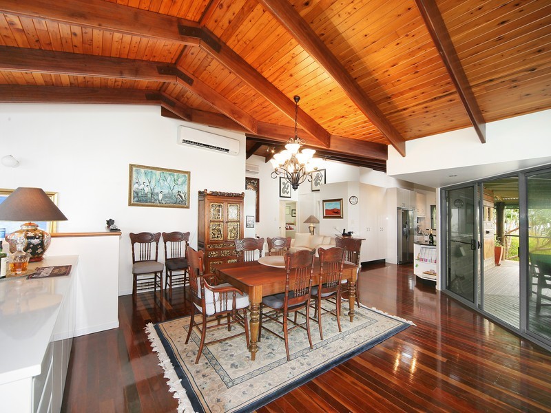 14 Crusoe Court, Castaways Beach QLD 4567