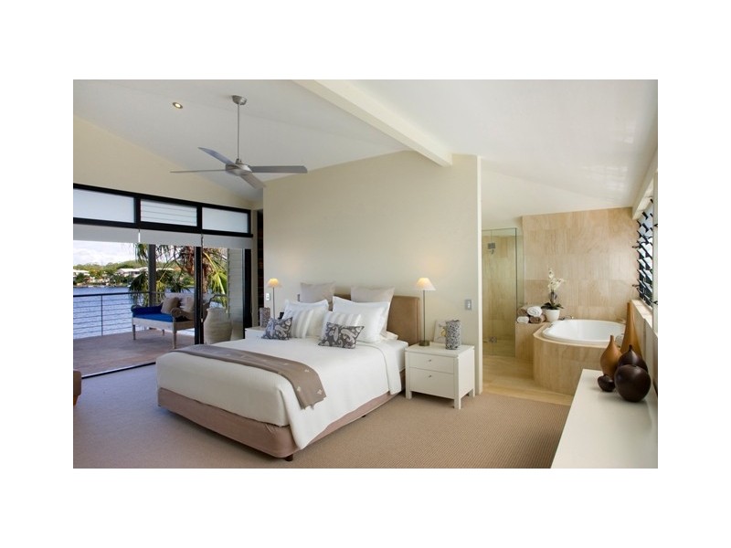 2 The Promontory, Noosa Waters QLD 4566