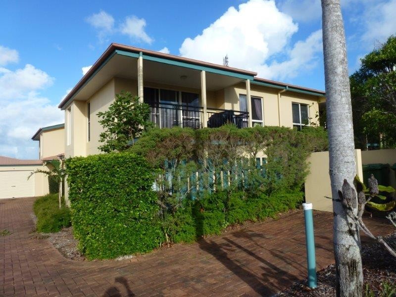 3/82 Southern Cross Parade, Sunrise Beach QLD 4567