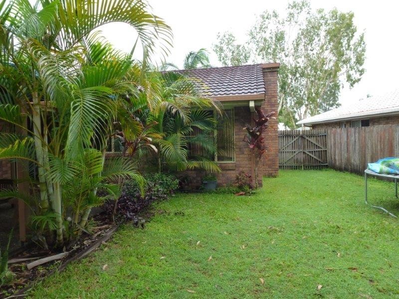 43 Lake Entrance Blvd, Noosaville QLD 4566