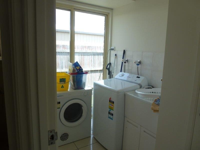 43 Lake Entrance Blvd, Noosaville QLD 4566