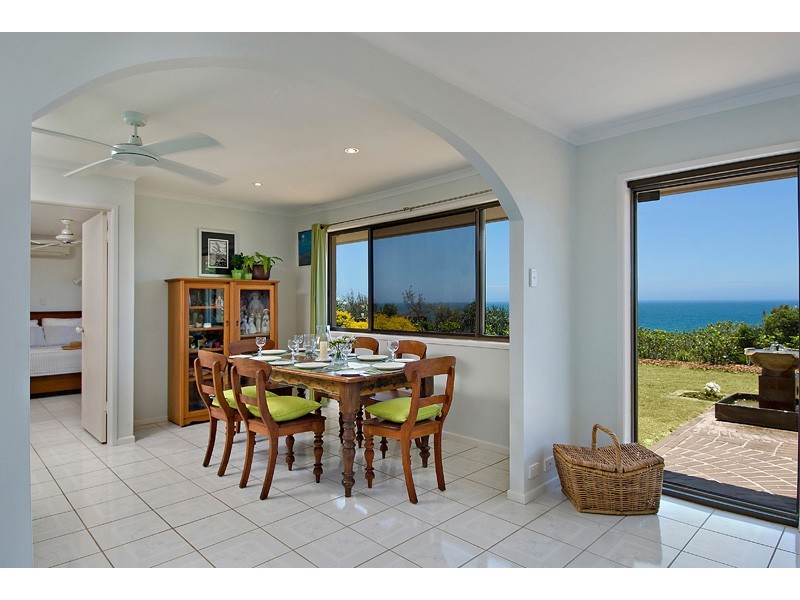 20 Corsair Crescent, Sunrise Beach QLD 4567