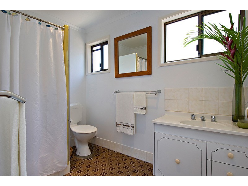 20 Corsair Crescent, Sunrise Beach QLD 4567
