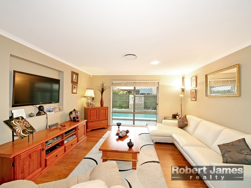 10 Hovea Place, Tewantin QLD 4565