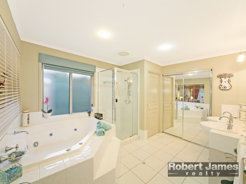 10 Hovea Place, Tewantin QLD 4565