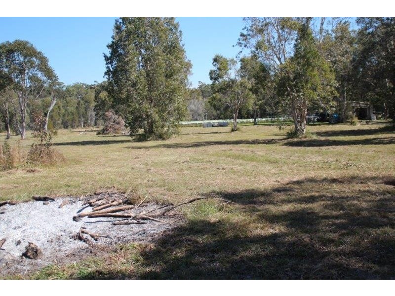 17 Silverdale Court, Cooroibah QLD 4565