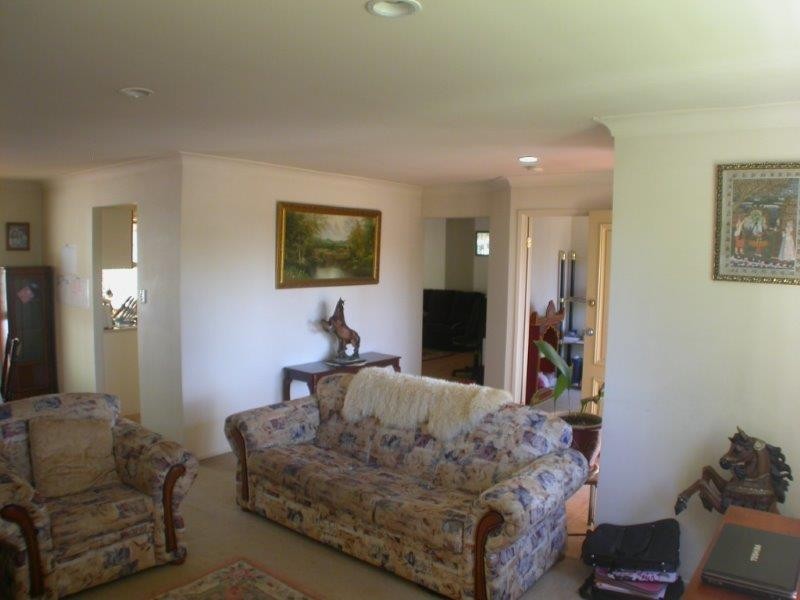 2 Tulipwood Street, Noosaville QLD 4566