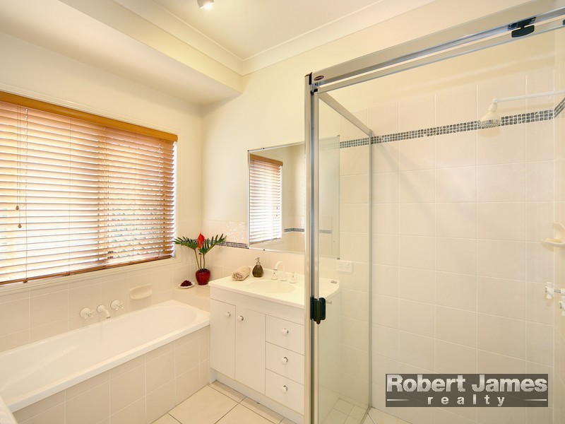 6 Banyalla Court, Noosaville QLD 4566