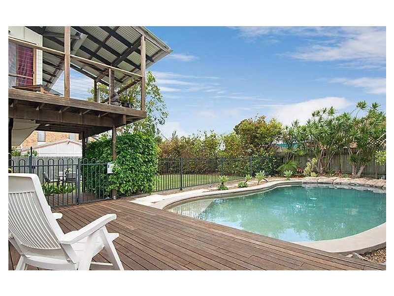 Sunrise Beach QLD 4567