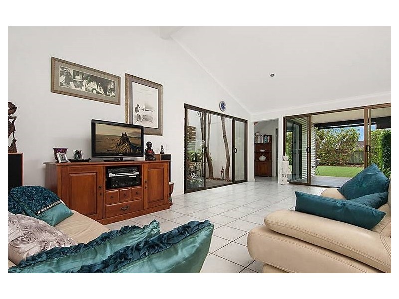 Sunrise Beach QLD 4567