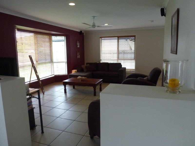 25 Leafhaven Drive, Tewantin QLD 4565