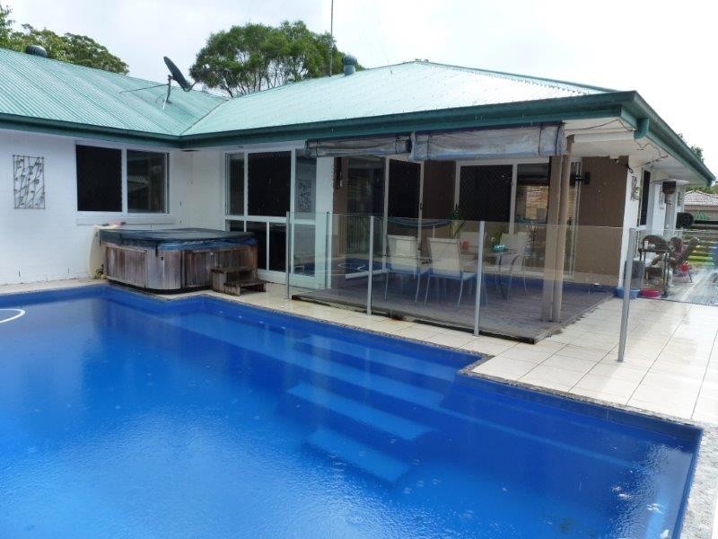 25 Leafhaven Drive, Tewantin QLD 4565