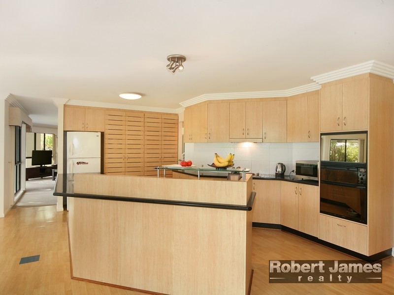 7 Noosa Banks Drive, Tewantin QLD 4565