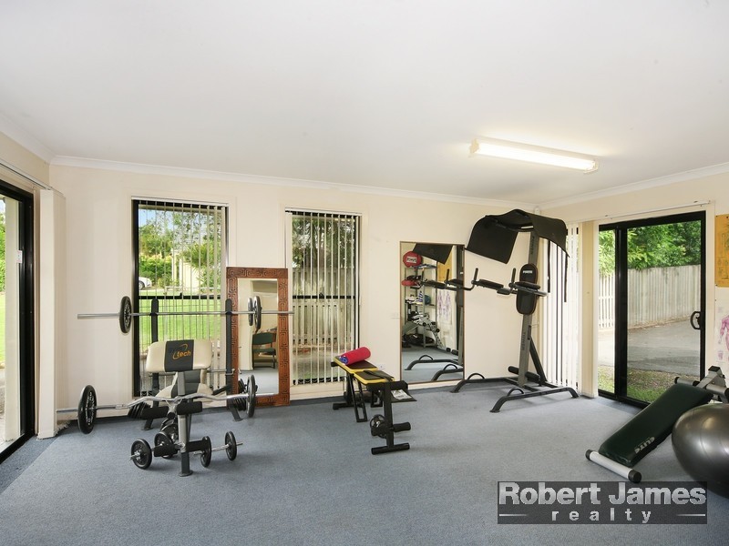 7 Noosa Banks Drive, Tewantin QLD 4565