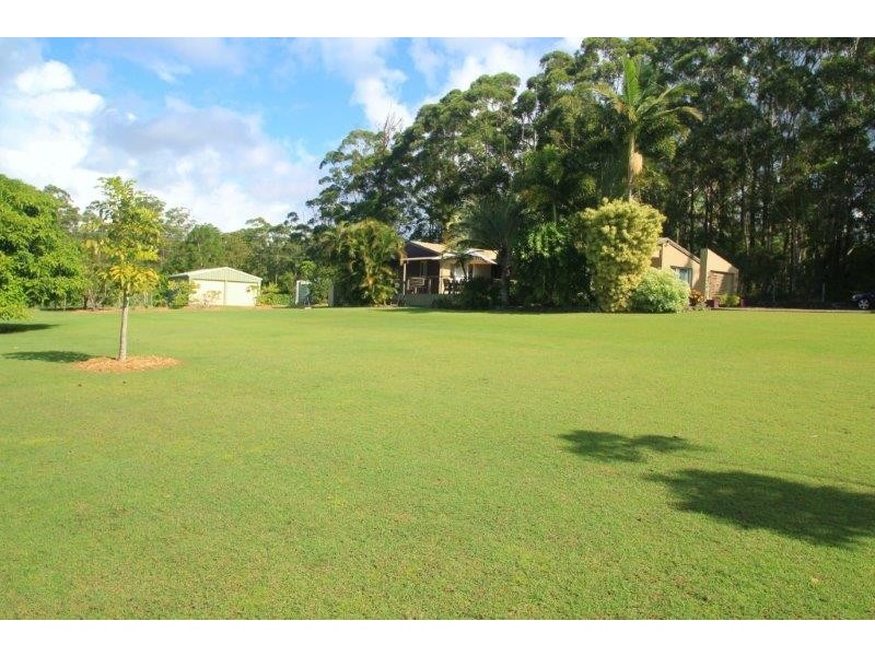 5 Kingsgate Drive, Tinbeerwah QLD 4563