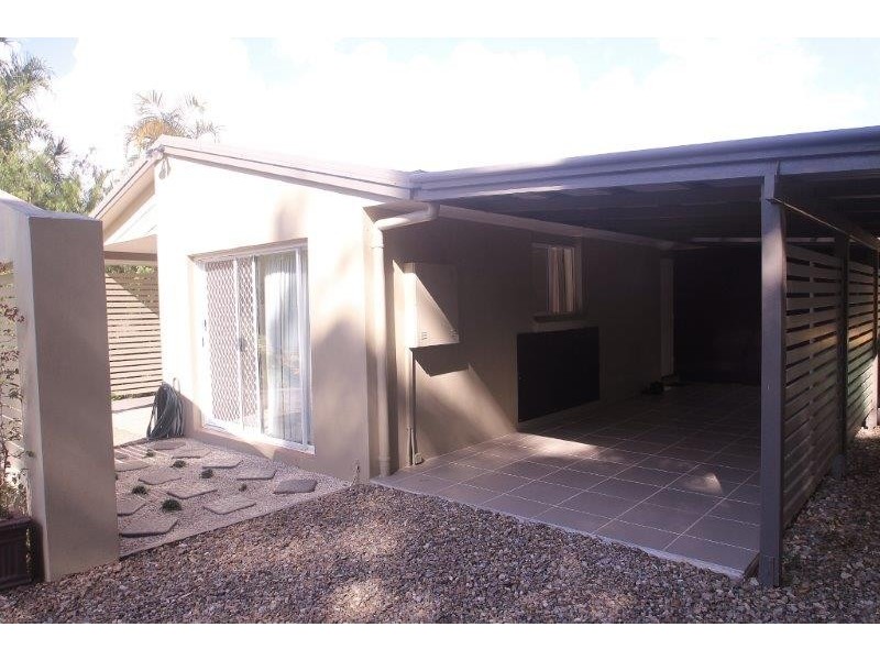 5 Kingsgate Drive, Tinbeerwah QLD 4563