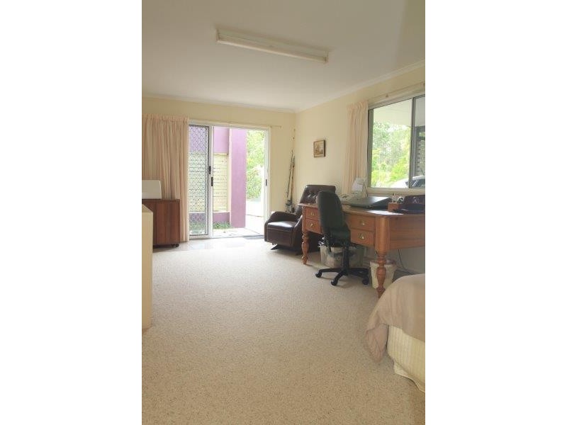 5 Kingsgate Drive, Tinbeerwah QLD 4563