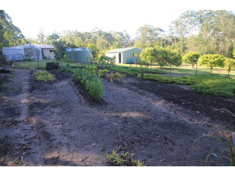 5 Kingsgate Drive, Tinbeerwah QLD 4563