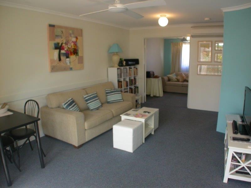 216/4 Lake Weyba Drive, Noosaville QLD 4566