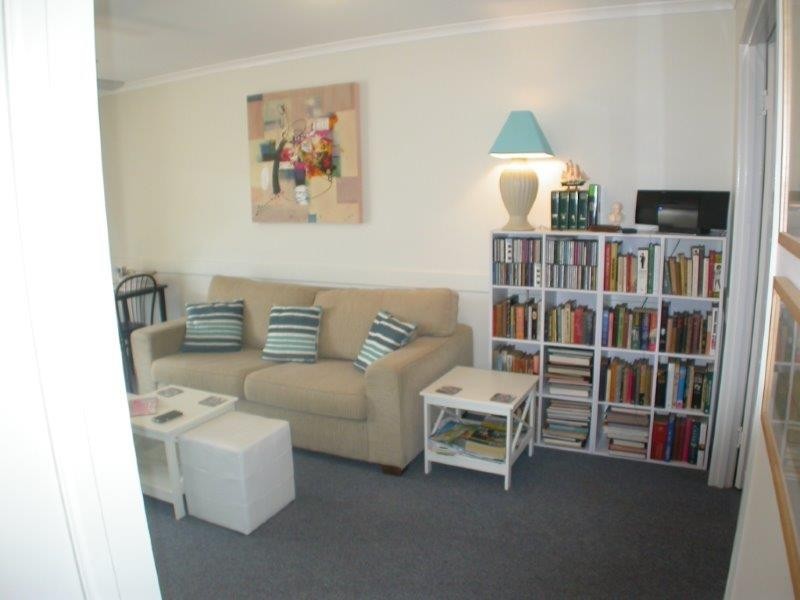 216/4 Lake Weyba Drive, Noosaville QLD 4566