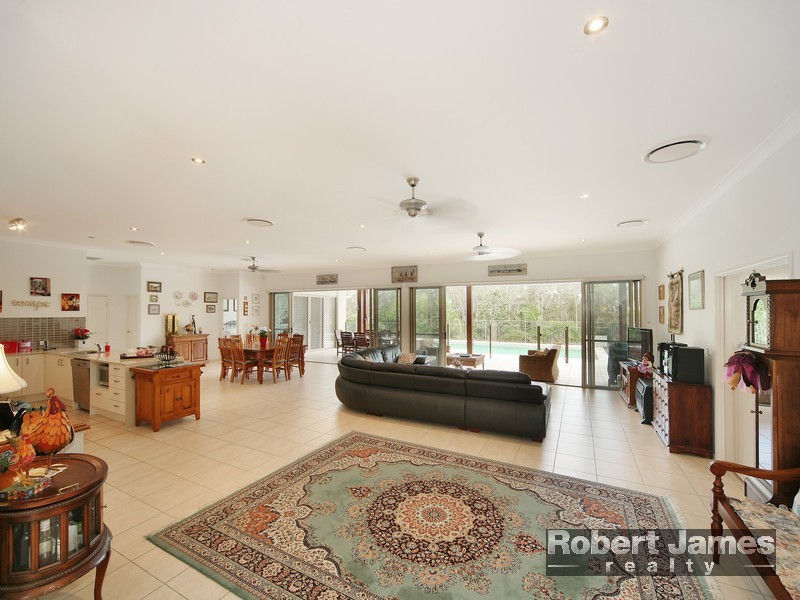 27 Cooroibah Crescent, Tewantin QLD 4565