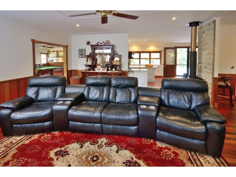 10 Flooded Gum Place, Black Mountain QLD 4563