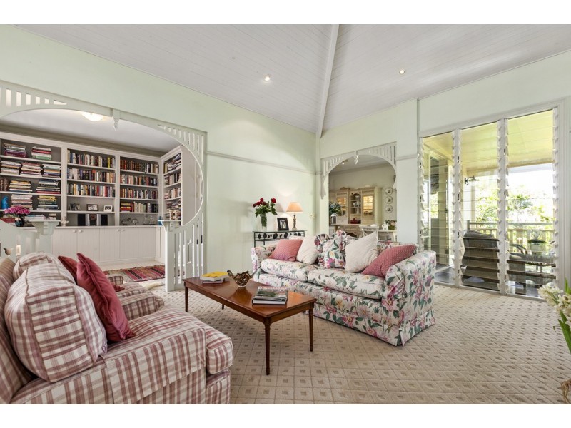 9 Tangmere Court, Noosa Heads QLD 4567